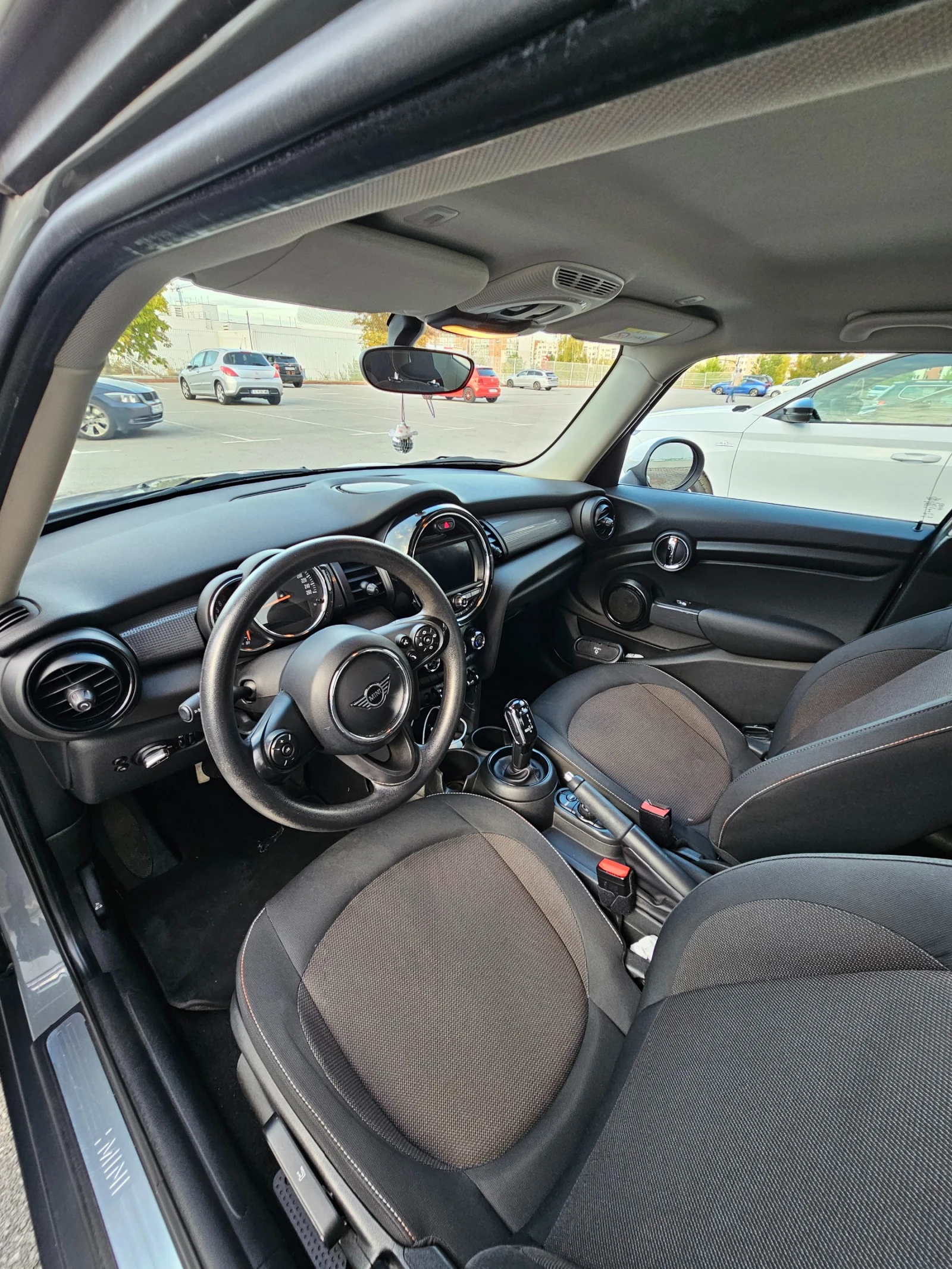 Mini Cooper Автомат, 5Врати - изображение 9