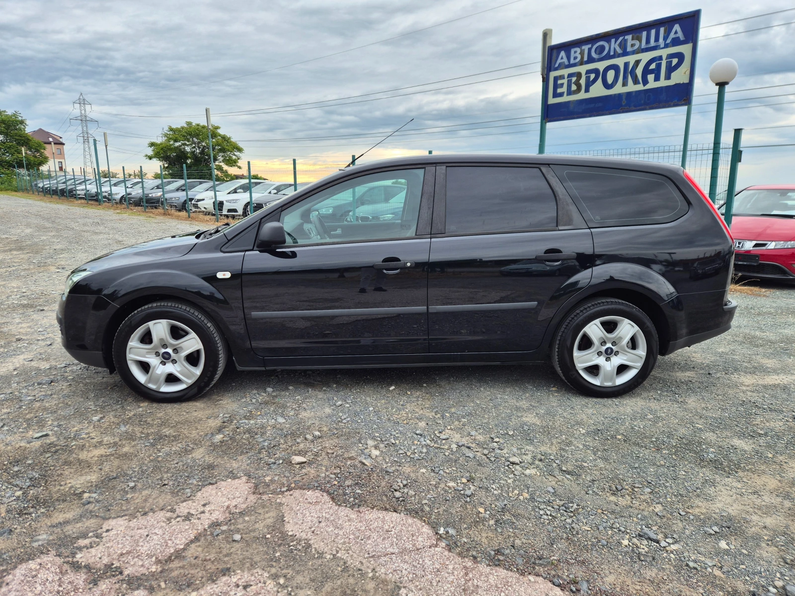 Ford Focus 2.0i | Mobile.bg — изображение 2