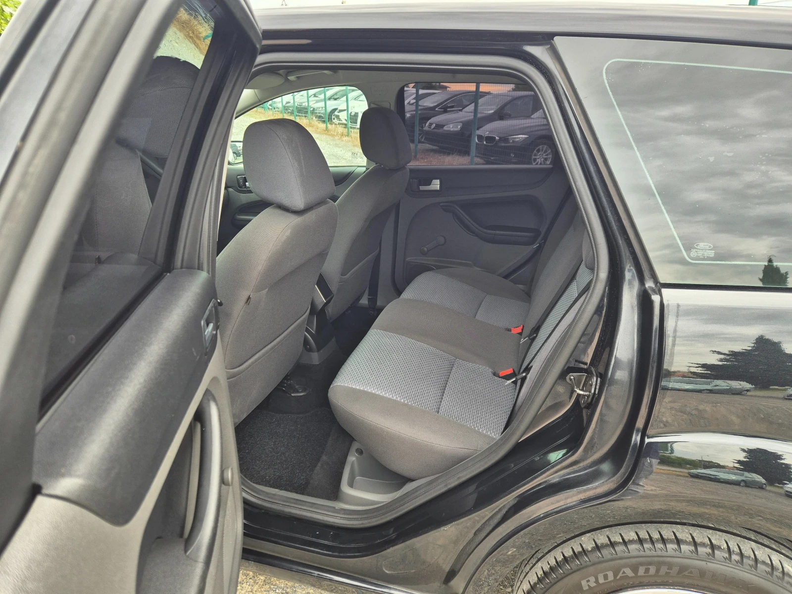 Ford Focus 2.0i | Mobile.bg — изображение 12