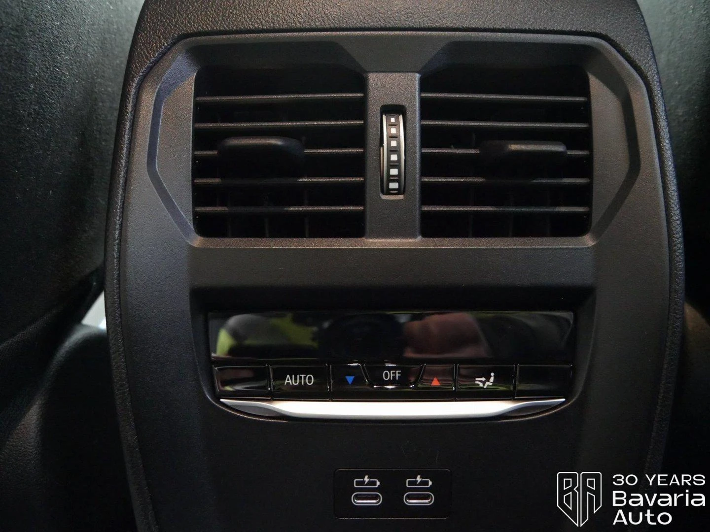 BMW 318 i Touring M Sport Paket Steptronic | Mobile.bg   12