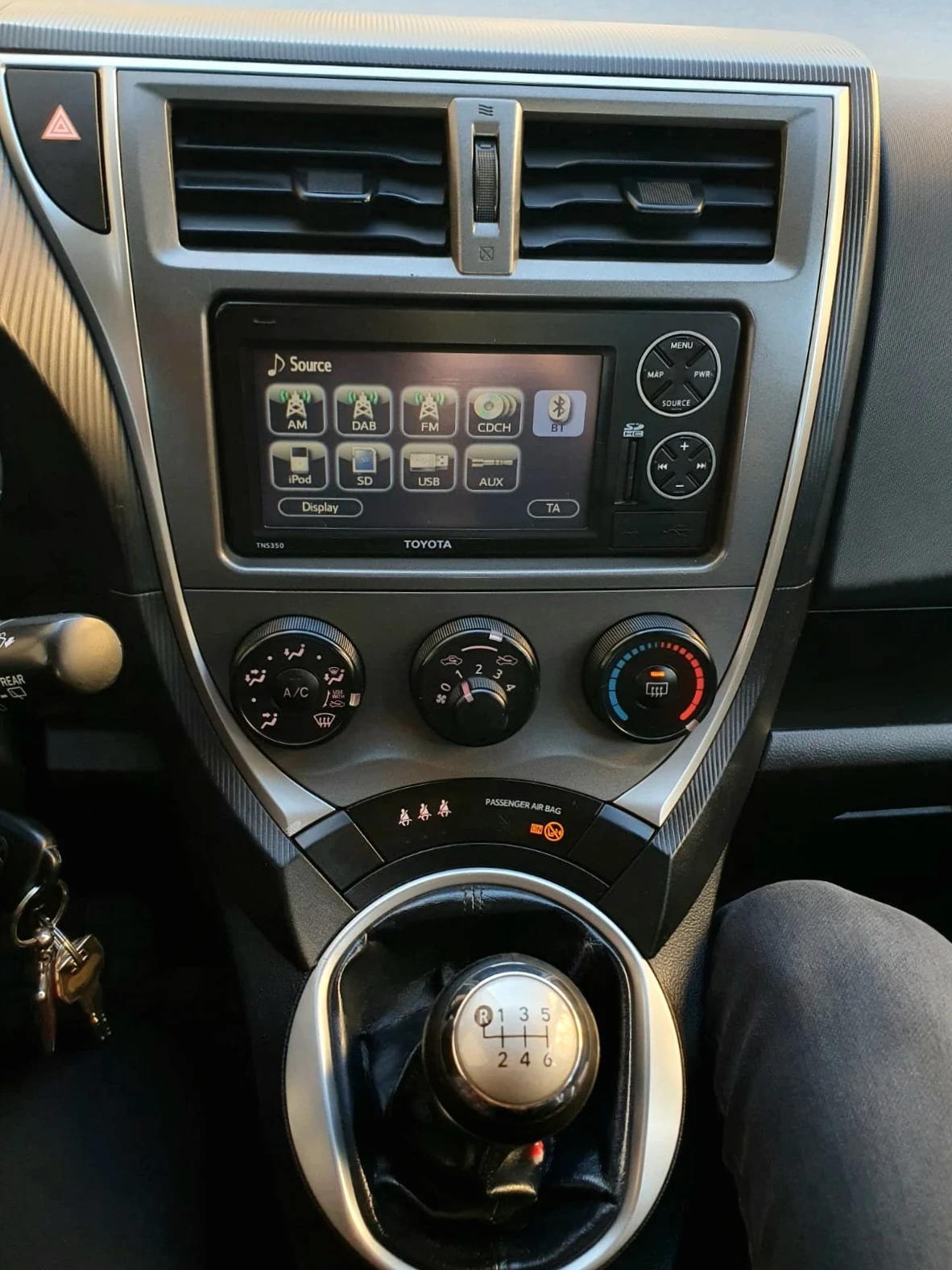 Toyota Verso S  - изображение 10