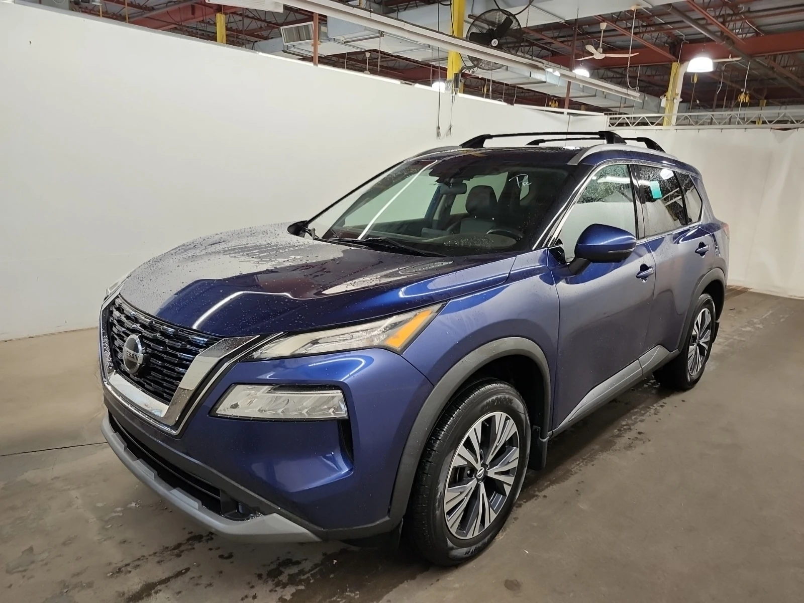 Nissan X-trail 2.5i/AWD/360 камери