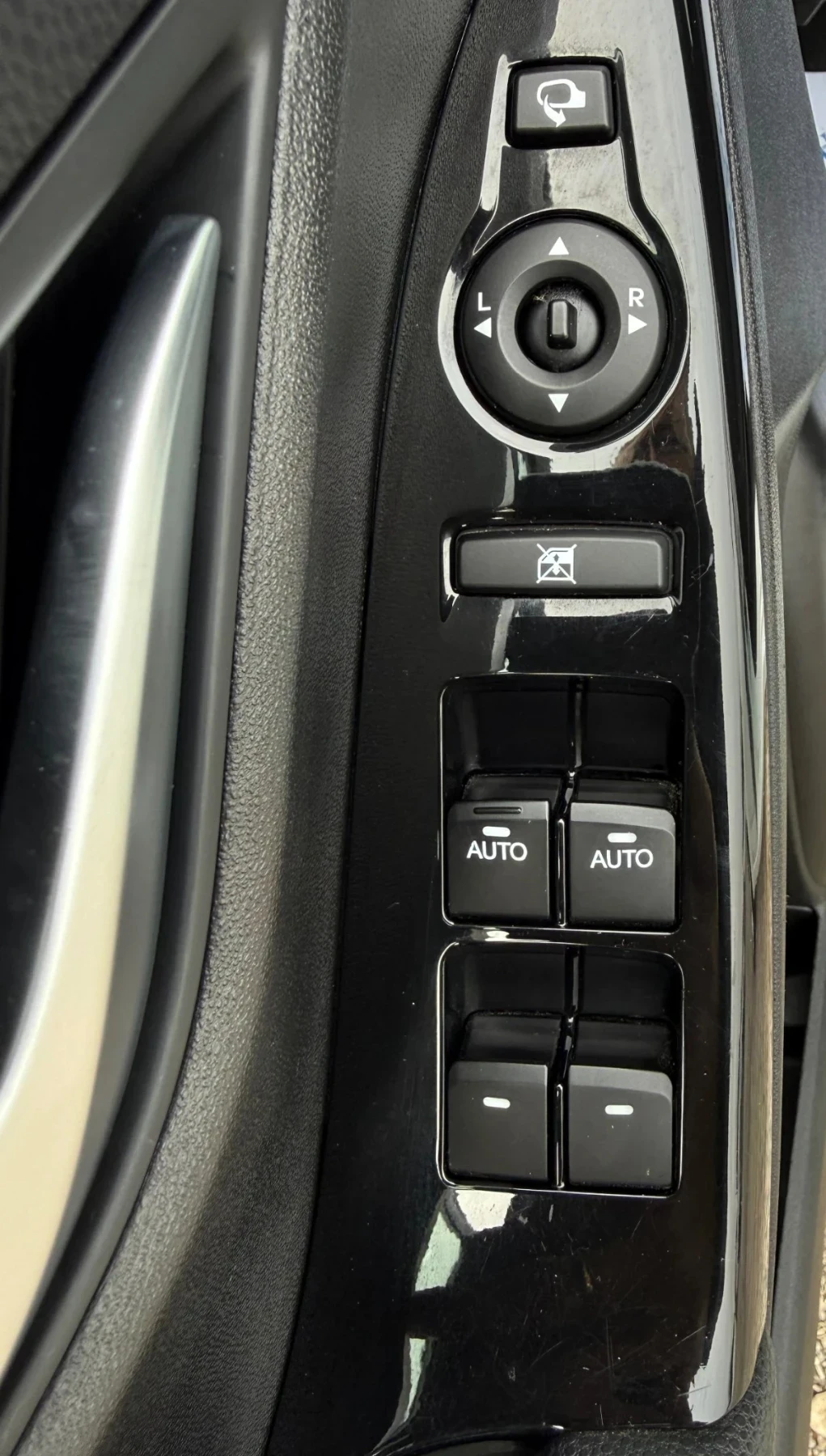 Hyundai Ix20, снимка 4 - Автомобили и джипове - 53820952