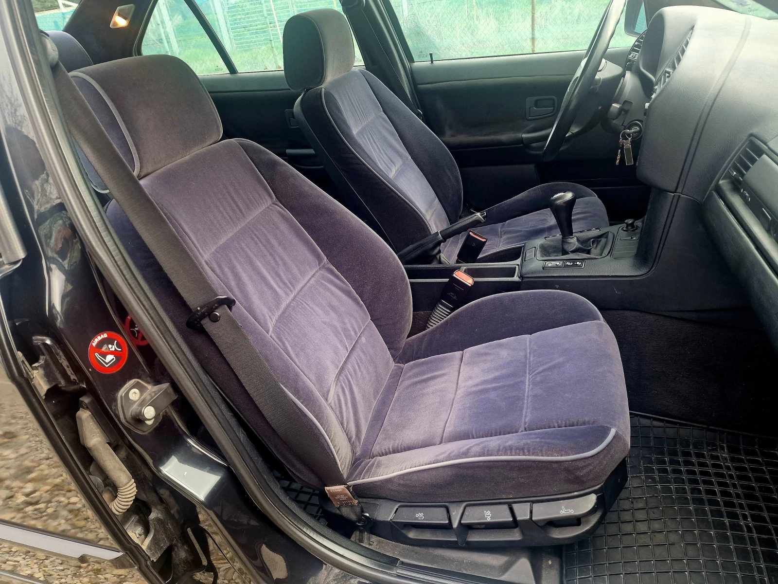 BMW 320 24V Facelift, снимка 11 - Автомобили и джипове - 54024290