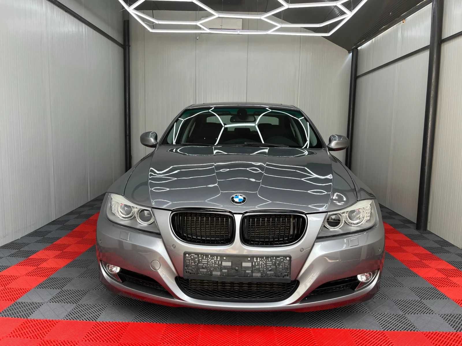 BMW 320, снимка 2 - Автомобили и джипове - 54260095