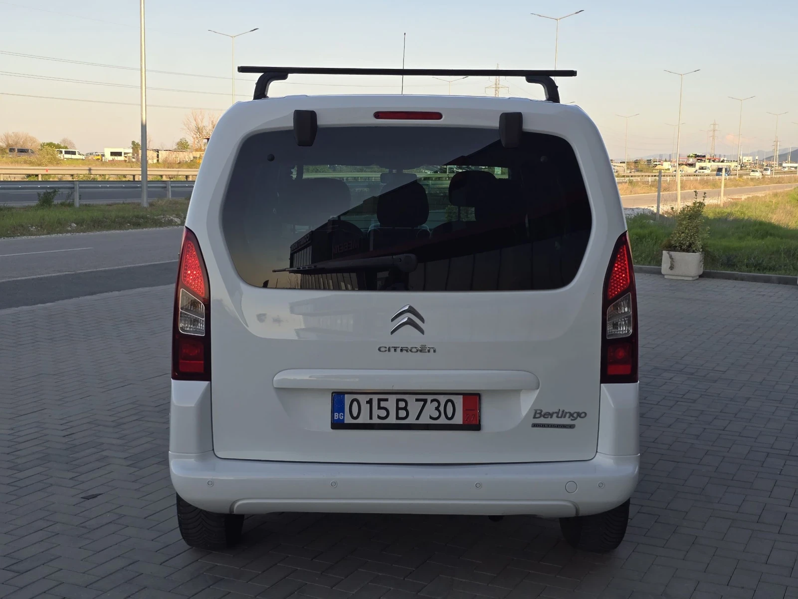 Citroen Berlingo 1.6HDi/98кс., снимка 6 - Автомобили и джипове - 54259833