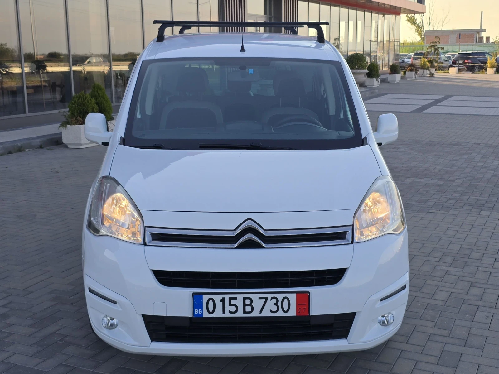 Citroen Berlingo 1.6HDi/98кс., снимка 2 - Автомобили и джипове - 54259833