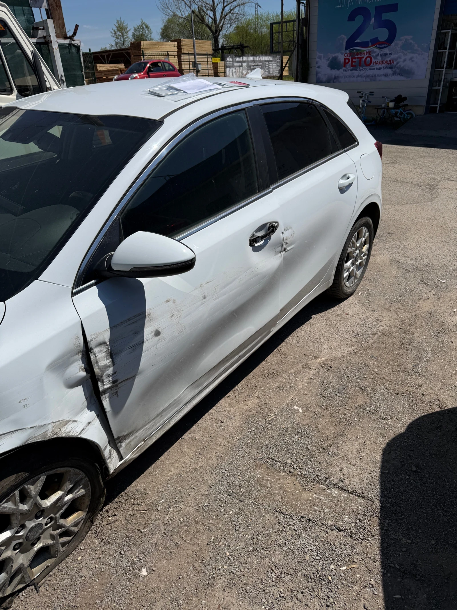 Kia Ceed, снимка 2 - Автомобили и джипове - 54302857