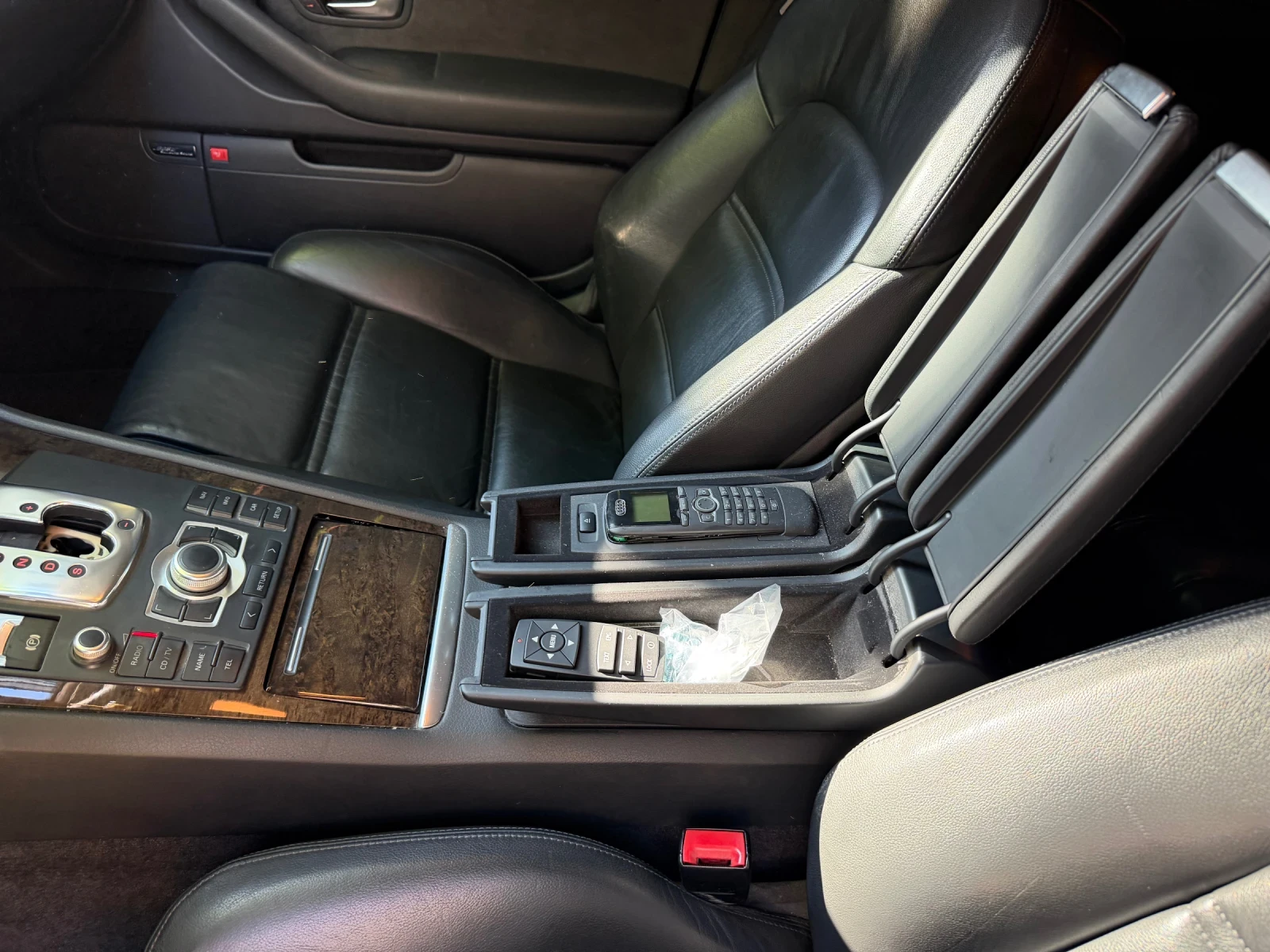 Audi A8, снимка 9 - Автомобили и джипове - 54429684