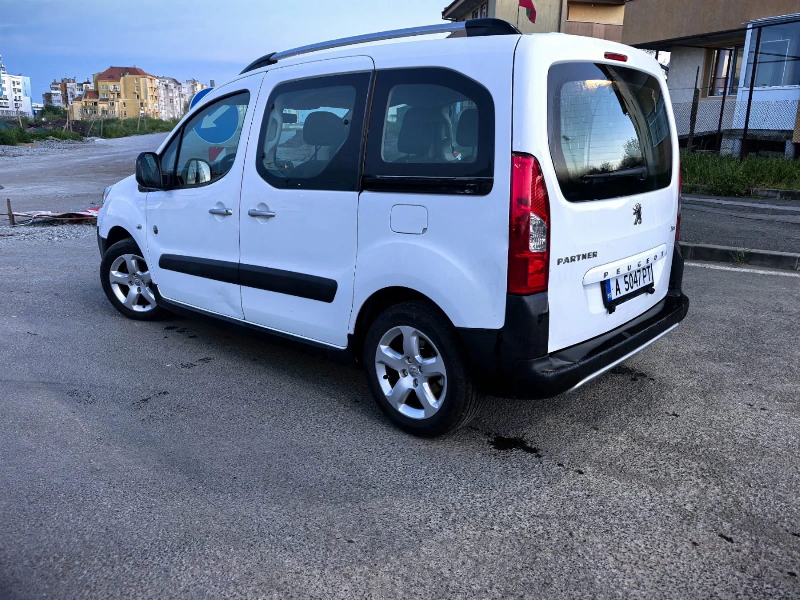 Peugeot Partner Tapee, снимка 6 - Автомобили и джипове - 54473000