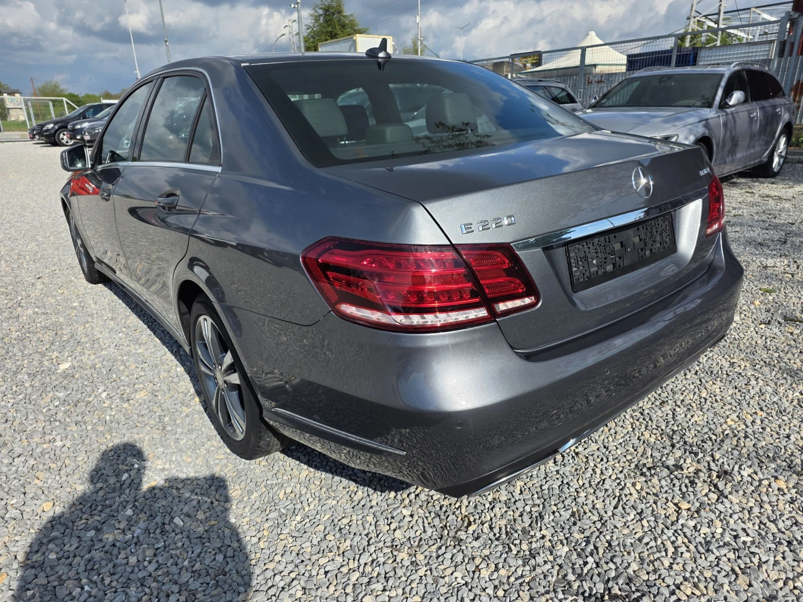 Mercedes-Benz E 220 2.2cdi 170k.c 9Gtronic, снимка 8 - Автомобили и джипове - 54852868