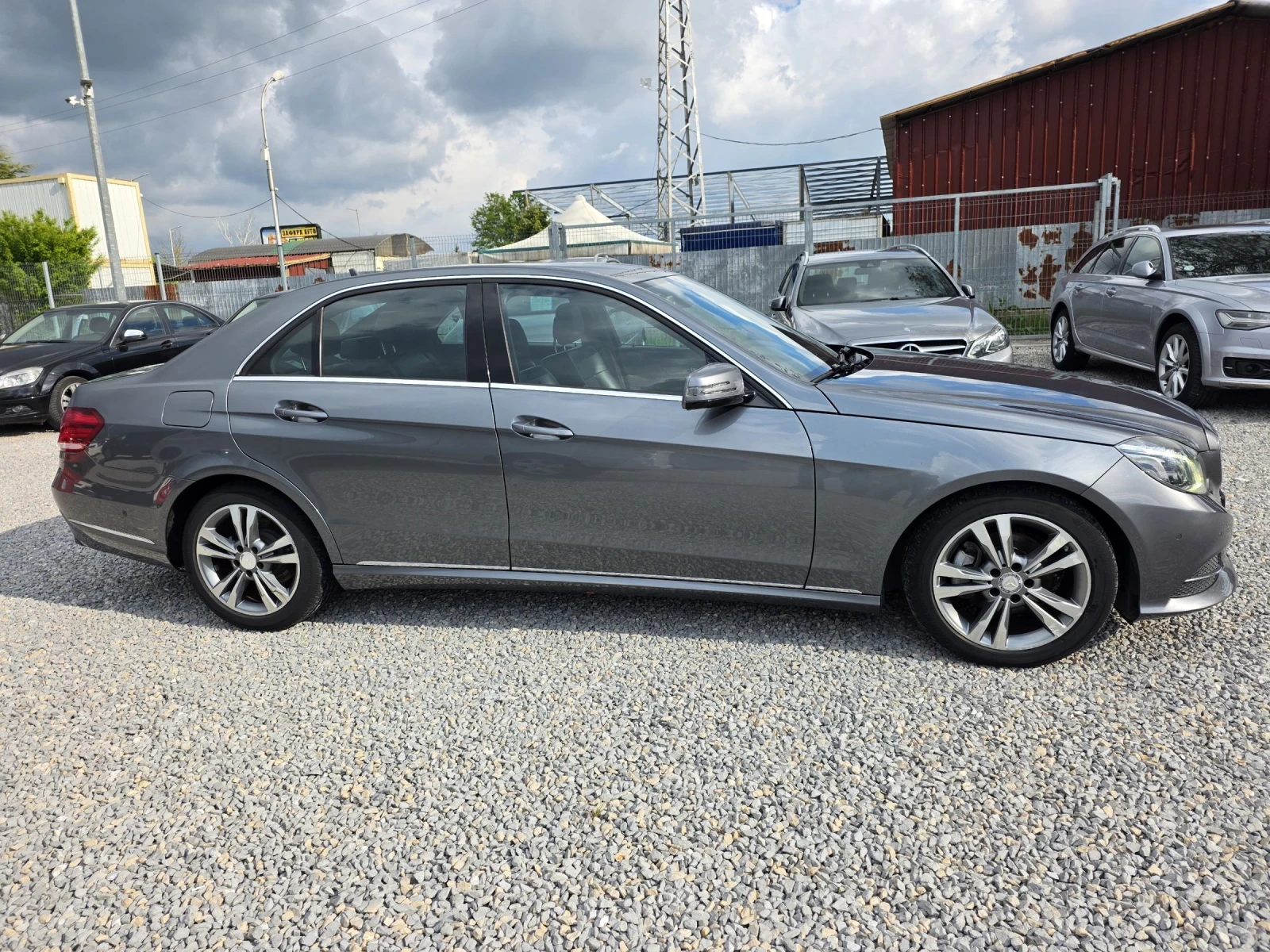 Mercedes-Benz E 220 2.2cdi 170k.c 9Gtronic, снимка 4 - Автомобили и джипове - 54852868