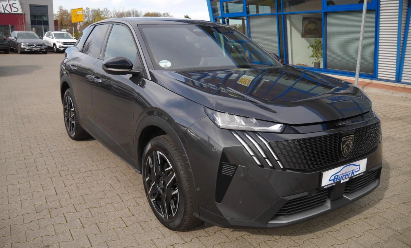 Peugeot 3008 Налично Видео - Hybrid 145 LED/Navi/APP/SHZ/360, снимка 2 - Автомобили и джипове - 55187118