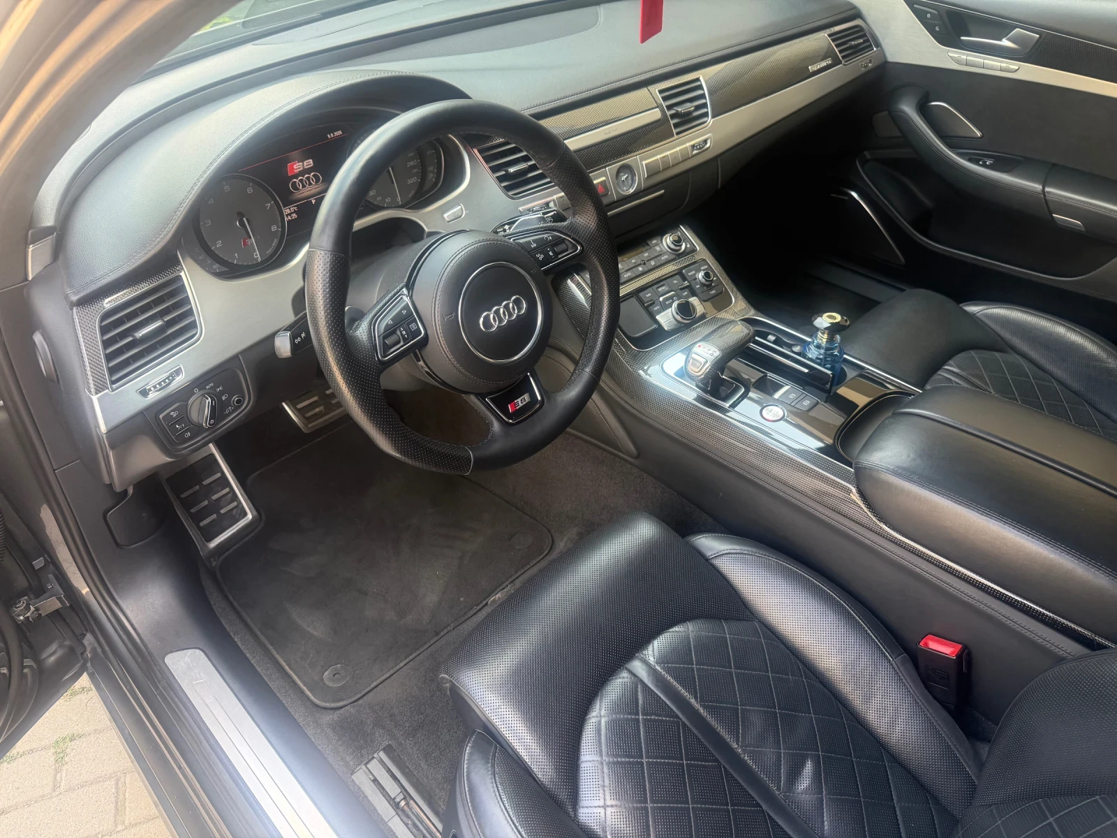 Audi S8, снимка 12 - Автомобили и джипове - 55604198