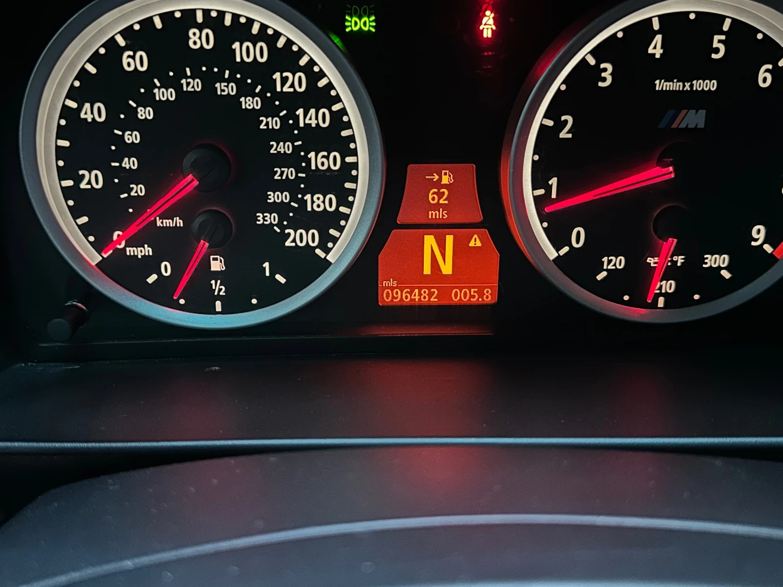 BMW M5 V10 96х.мили, снимка 16 - Автомобили и джипове - 55647552