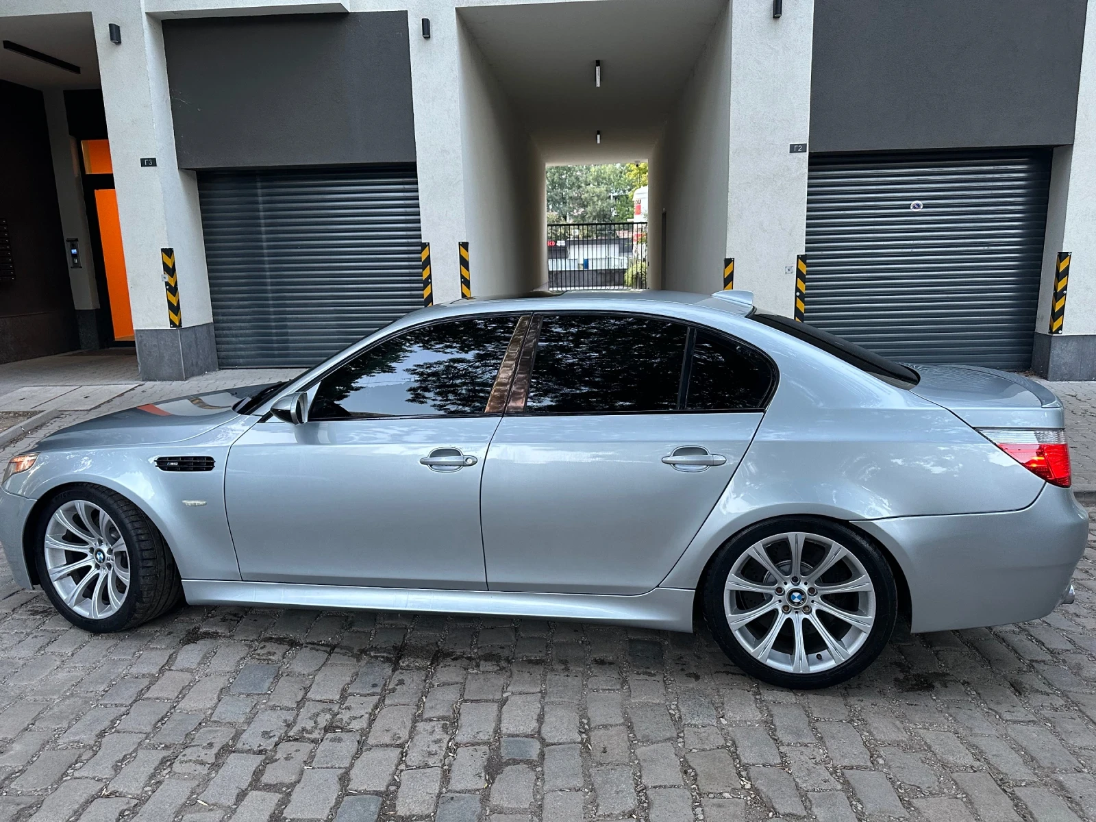 BMW M5 V10 96х.мили, снимка 8 - Автомобили и джипове - 55647552