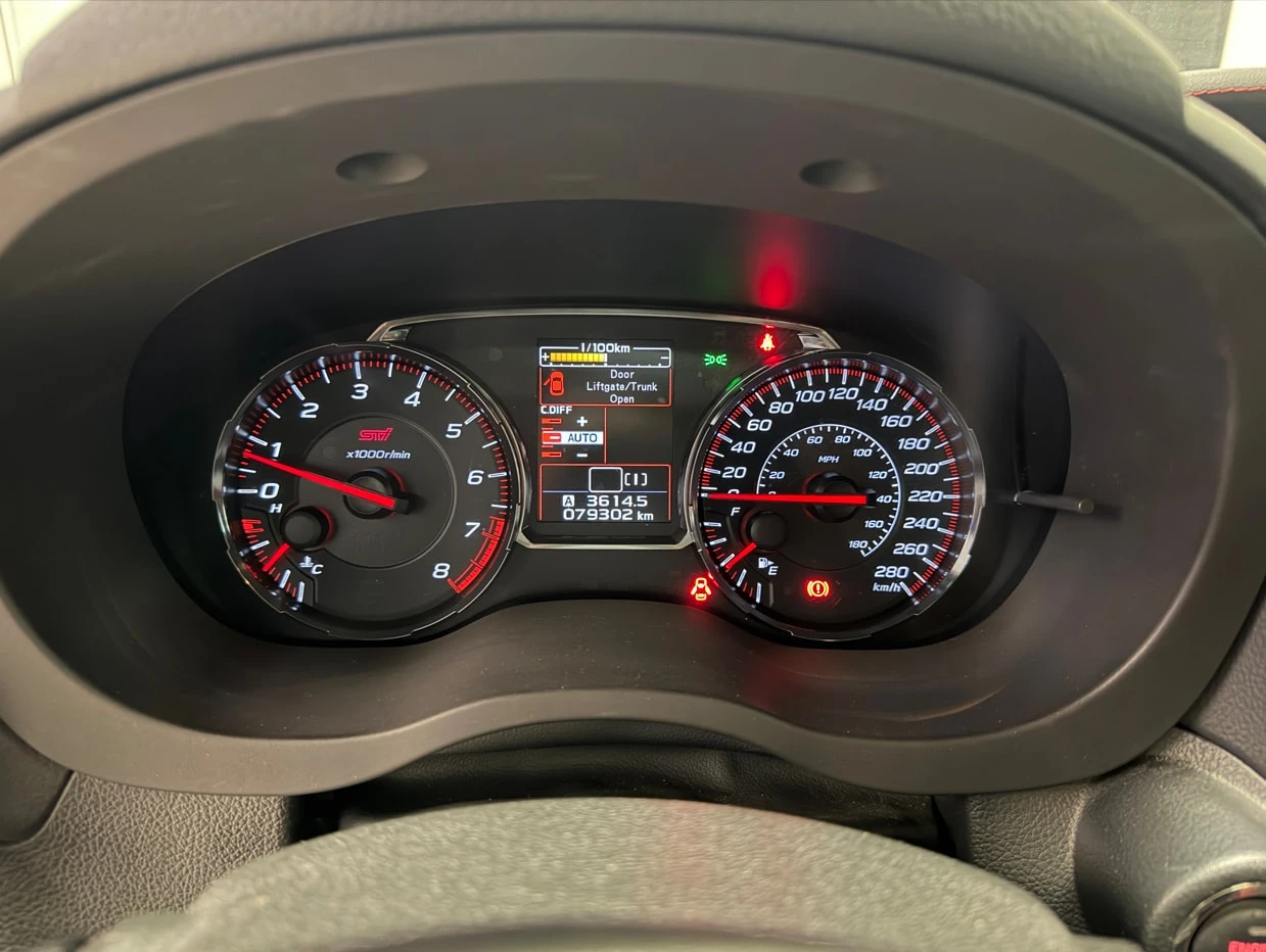 Subaru WRX * STI Sport tech * CARFAX * ОПЦИЯ ЗА ФИНАНСИРАНЕ , снимка 8 - Автомобили и джипове - 55899789