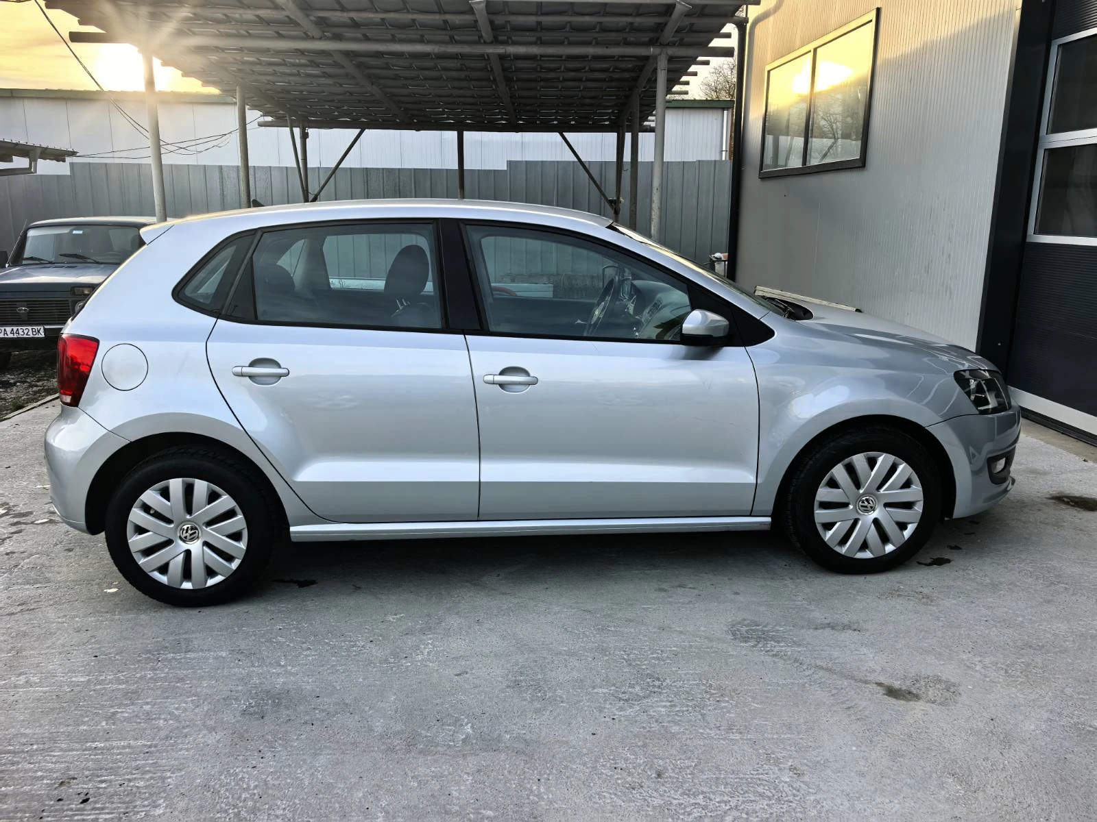VW Polo 1.6TDI, снимка 8 - Автомобили и джипове - 56588123