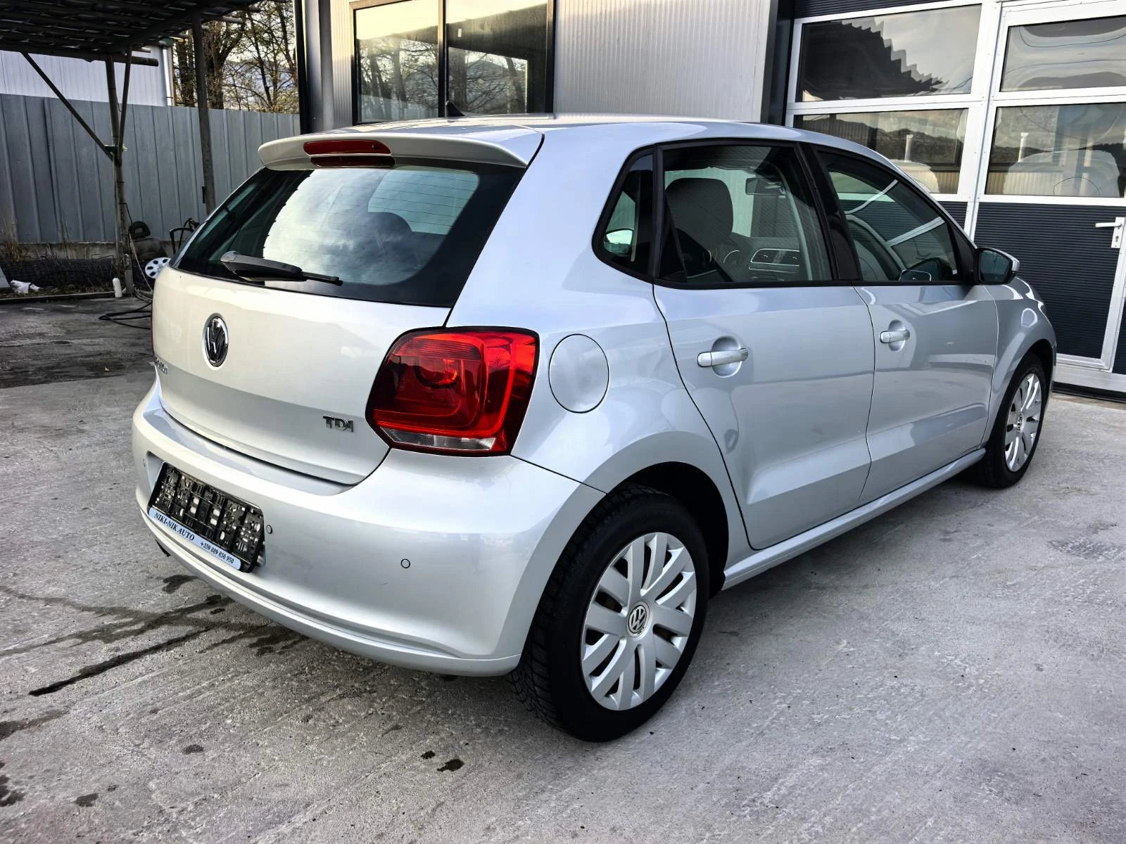 VW Polo 1.6TDI, снимка 7 - Автомобили и джипове - 56588123