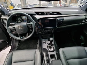 Toyota Hilux 2.8 MHEV DOUBLE CAB 4X4 INVINCIBLE 360, снимка 11