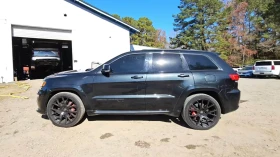 Jeep Grand cherokee SRT* ПОДГРЕВ* КАМЕРА* МАСАЖ* КЕЙЛЕС, снимка 4