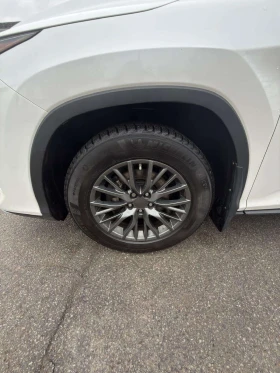 Lexus RX 350 CARFAX /360 CAMERA / DISTRONIC / ПОДГРЕВИ  - 30150 € / 58968.27 лв. - 40042921 6