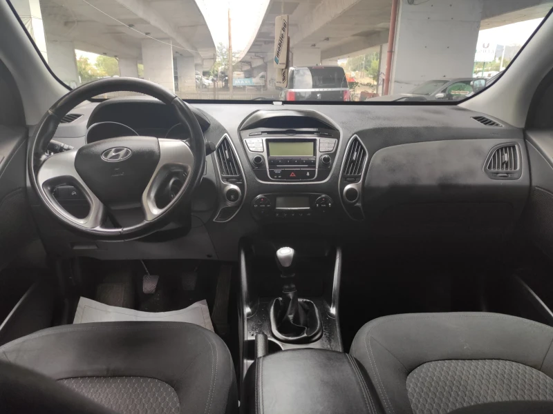 Hyundai IX35 Бензин 6 скорости Германия , снимка 5 - Автомобили и джипове - 48189594