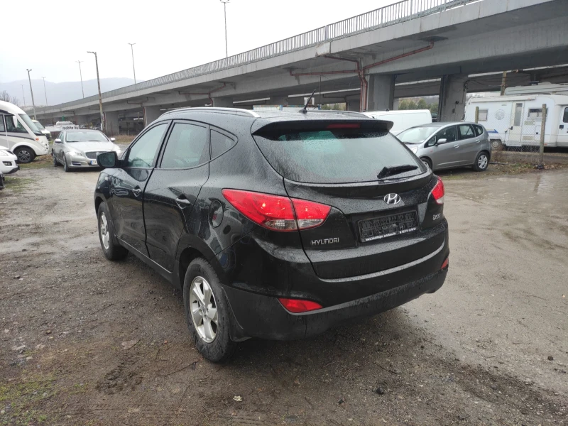 Hyundai IX35 Бензин 6 скорости Германия , снимка 4 - Автомобили и джипове - 48189594