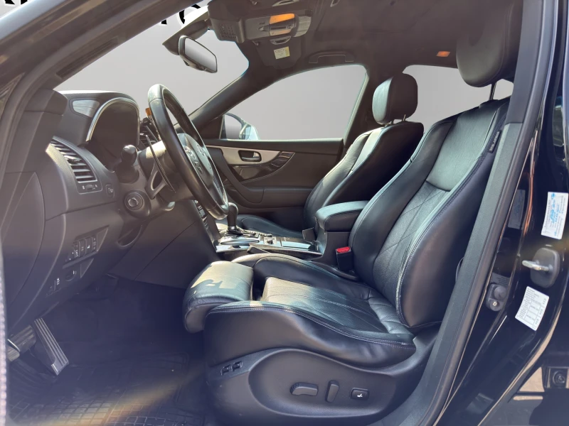 Infiniti QX70 3.0 d, снимка 9 - Автомобили и джипове - 50640846