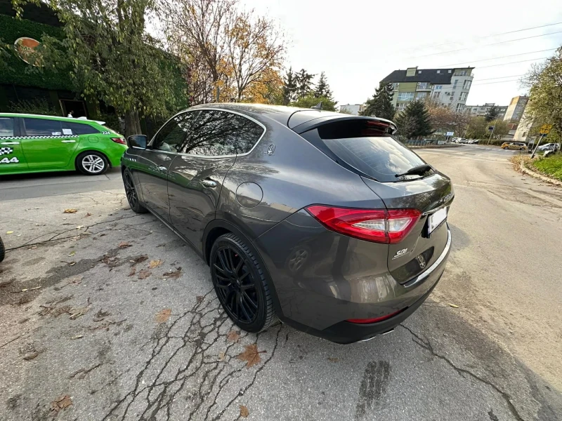 Maserati Levante SQ4, снимка 5 - Автомобили и джипове - 52496606