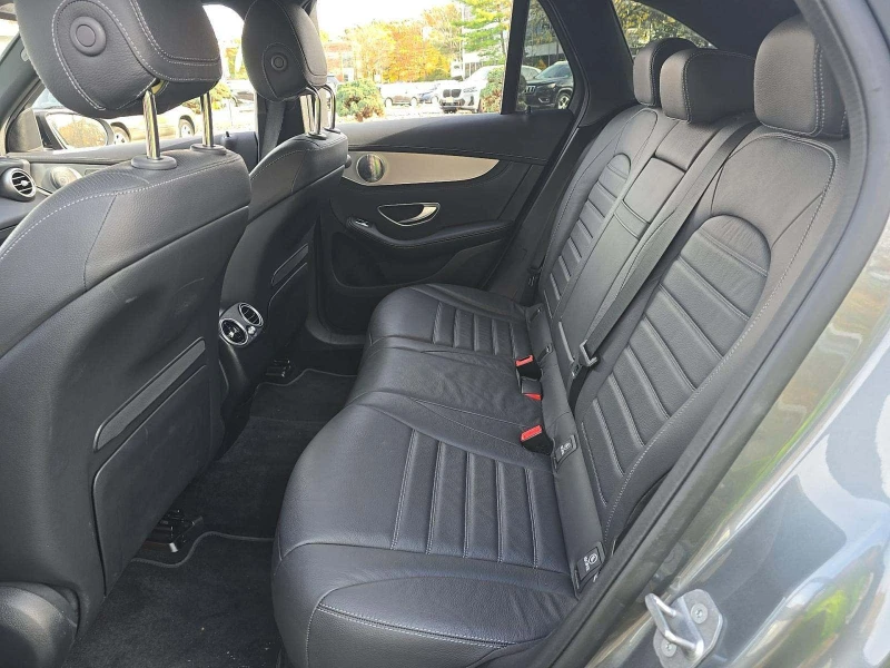 Mercedes-Benz GLC 43 AMG, снимка 13 - Автомобили и джипове - 53345394