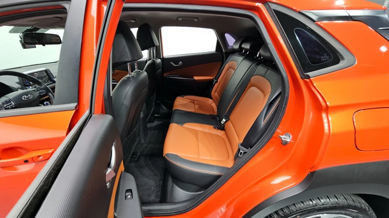 Hyundai Kona 1.6 CRDI / Автоматик / Пълна сервизна история !!!, снимка 9 - Автомобили и джипове - 53466320