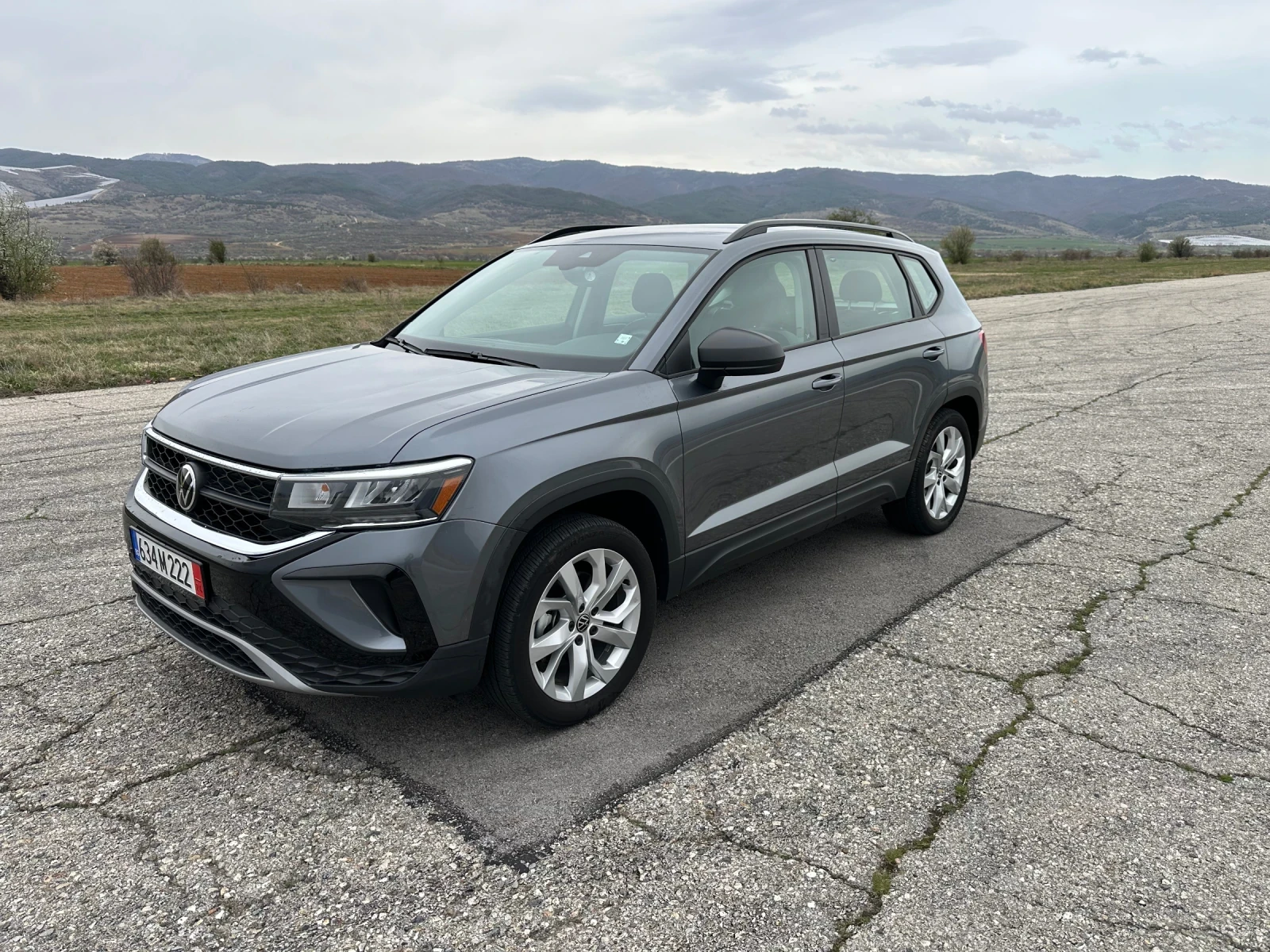 VW Tiguan TAOS 1.5 T, снимка 1