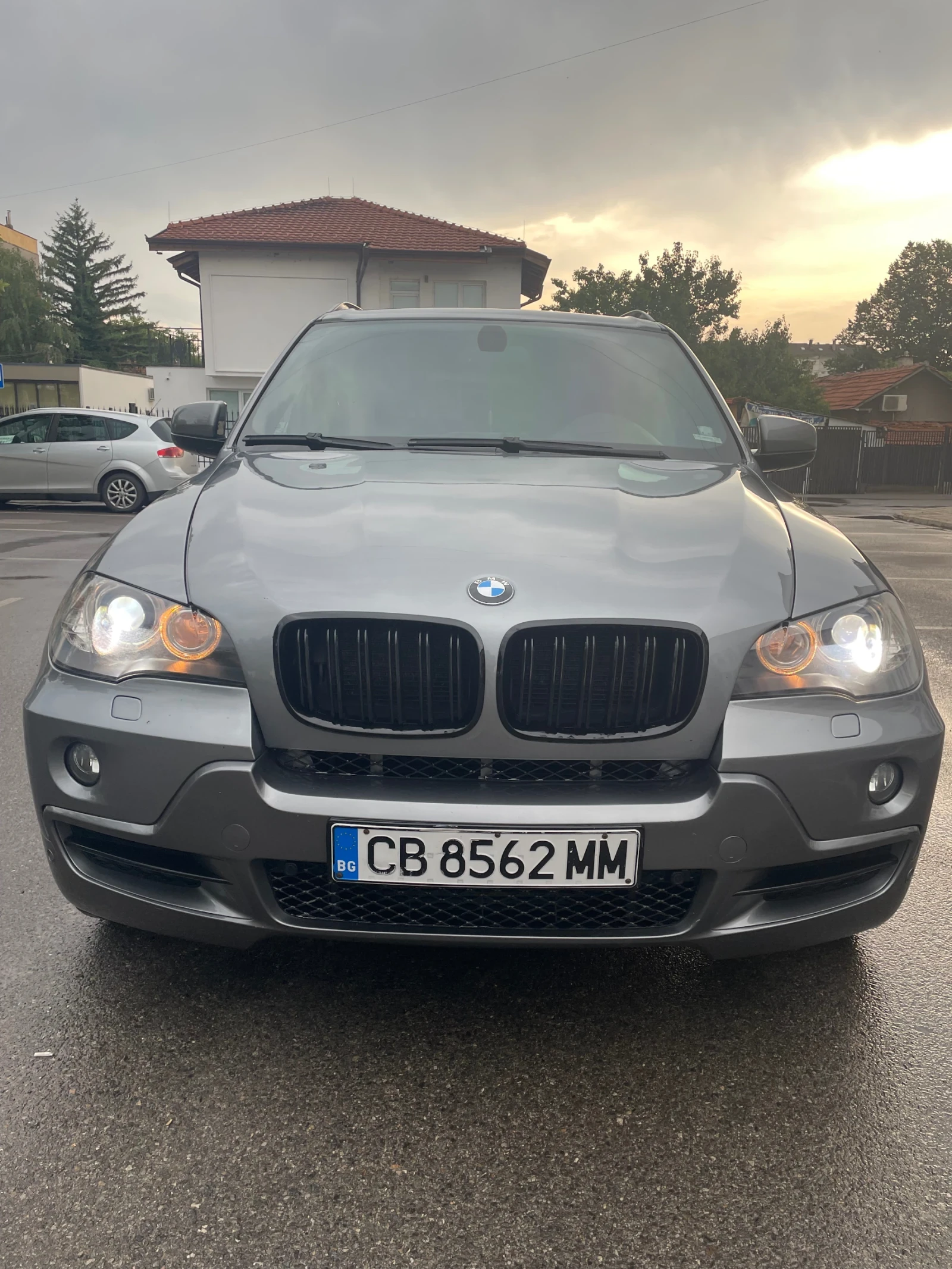 BMW X5 Панорама Кожа Aktivlenkung - изображение 5