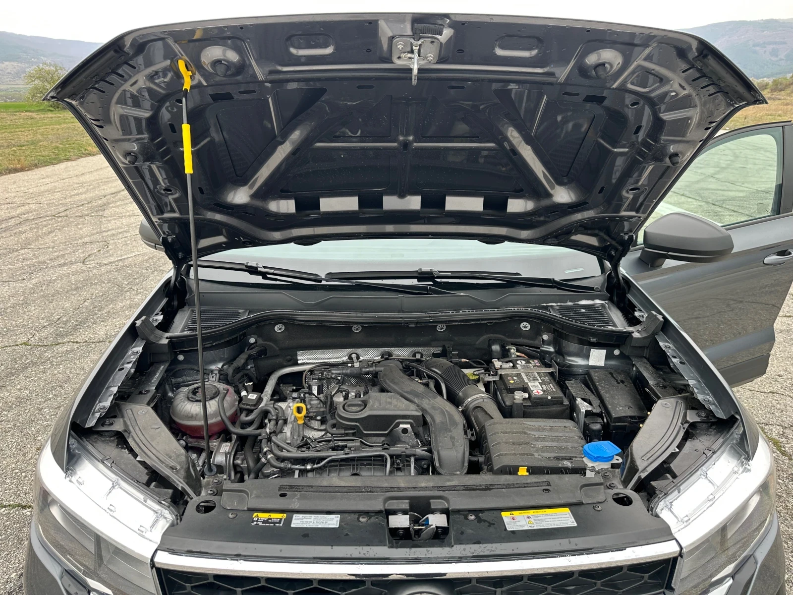 VW Tiguan TAOS 1.5 T | Mobile.bg   11