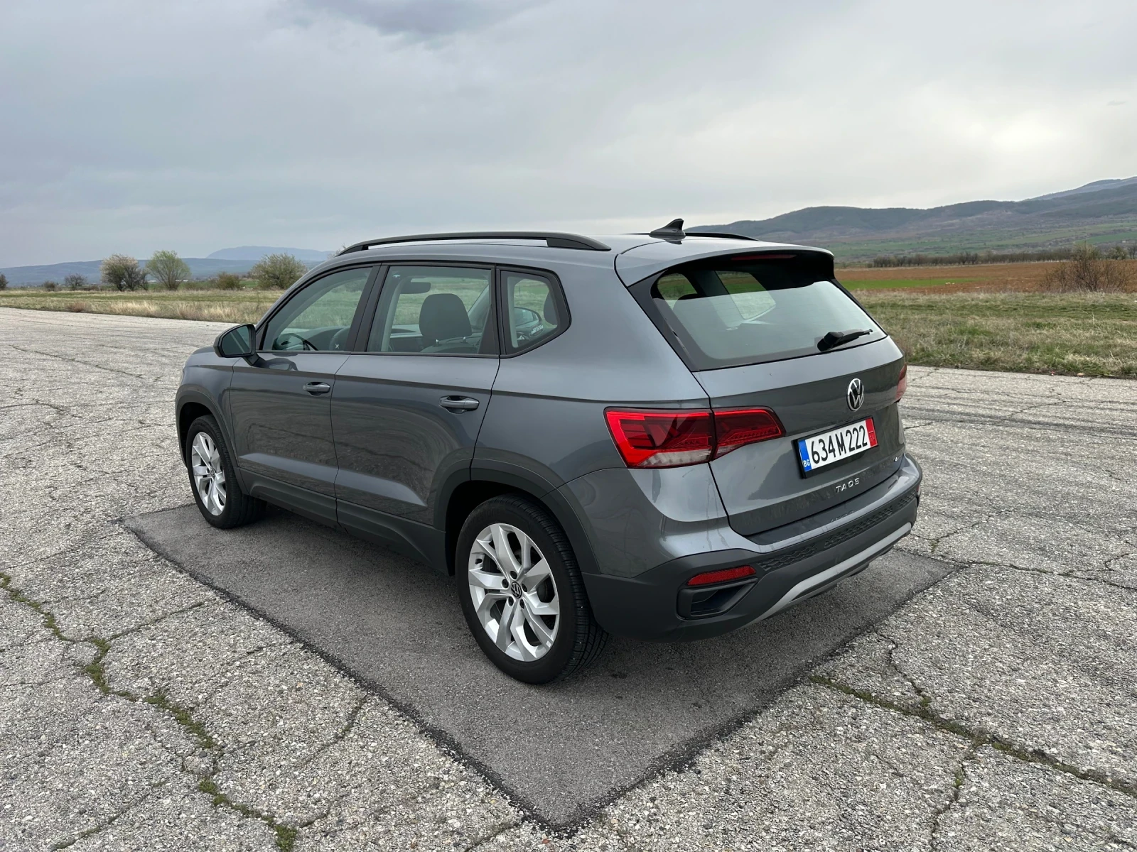 VW Tiguan TAOS 1.5 T - изображение 3