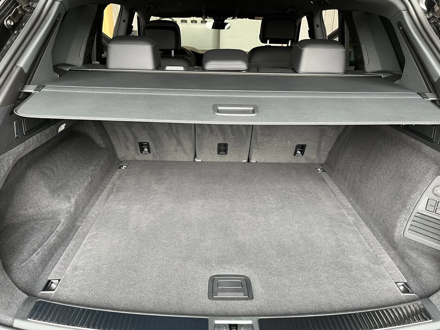 VW Touareg R-Line 3.0 V6 TDI SCR 4MOTION | Mobile.bg � ����������� 4