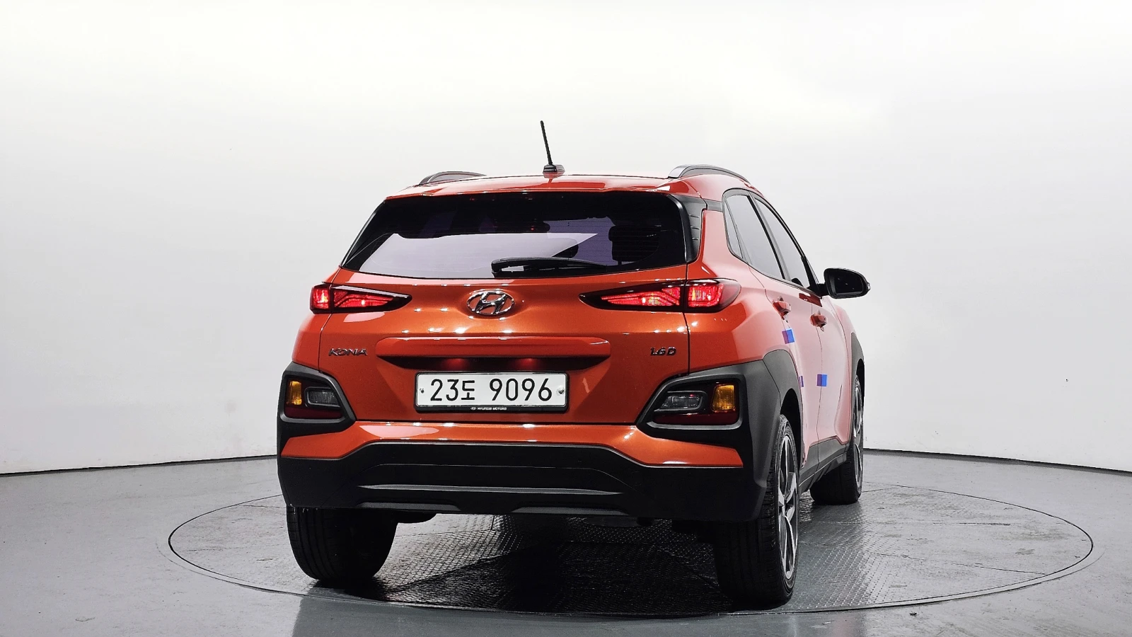 Hyundai Kona 1.6 CRDI / Автоматик / Пълна сервизна история !!! - изображение 4