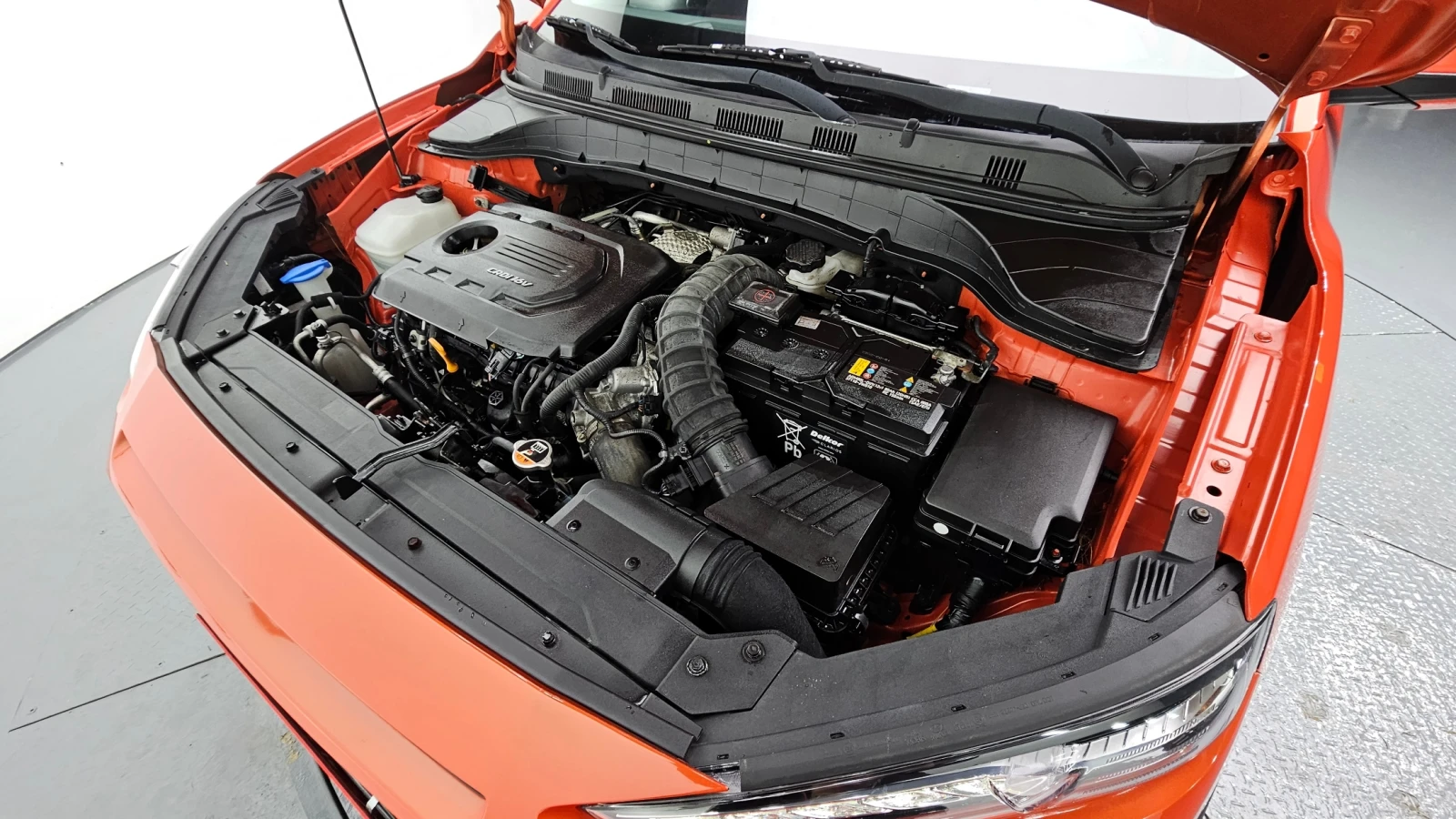 Hyundai Kona 1.6 CRDI / Автоматик / Пълна сервизна история !!!, снимка 17 - Автомобили и джипове - 53466320