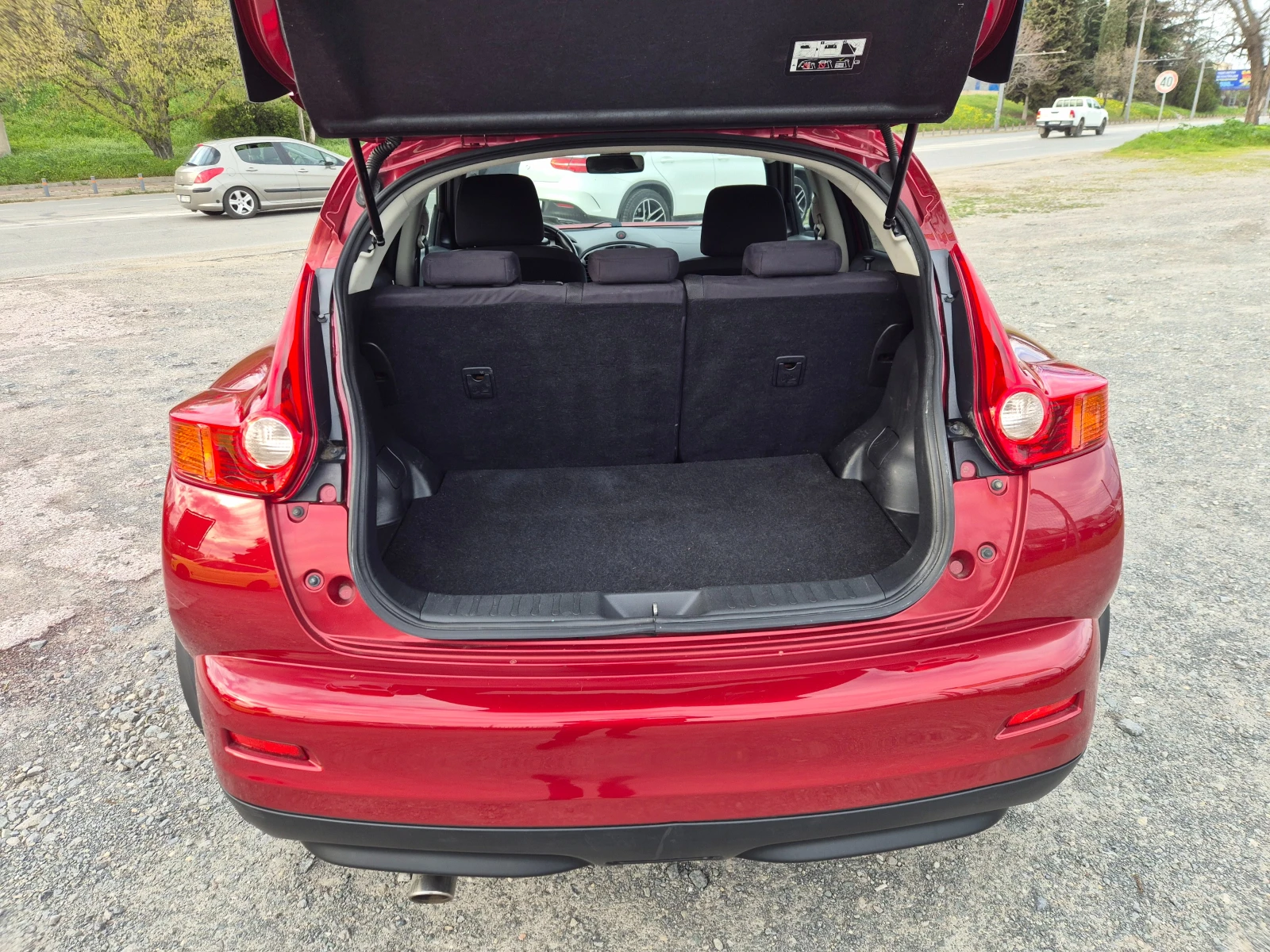 Nissan Juke 1.5DCI 110к.с., снимка 11 - Автомобили и джипове - 54130378