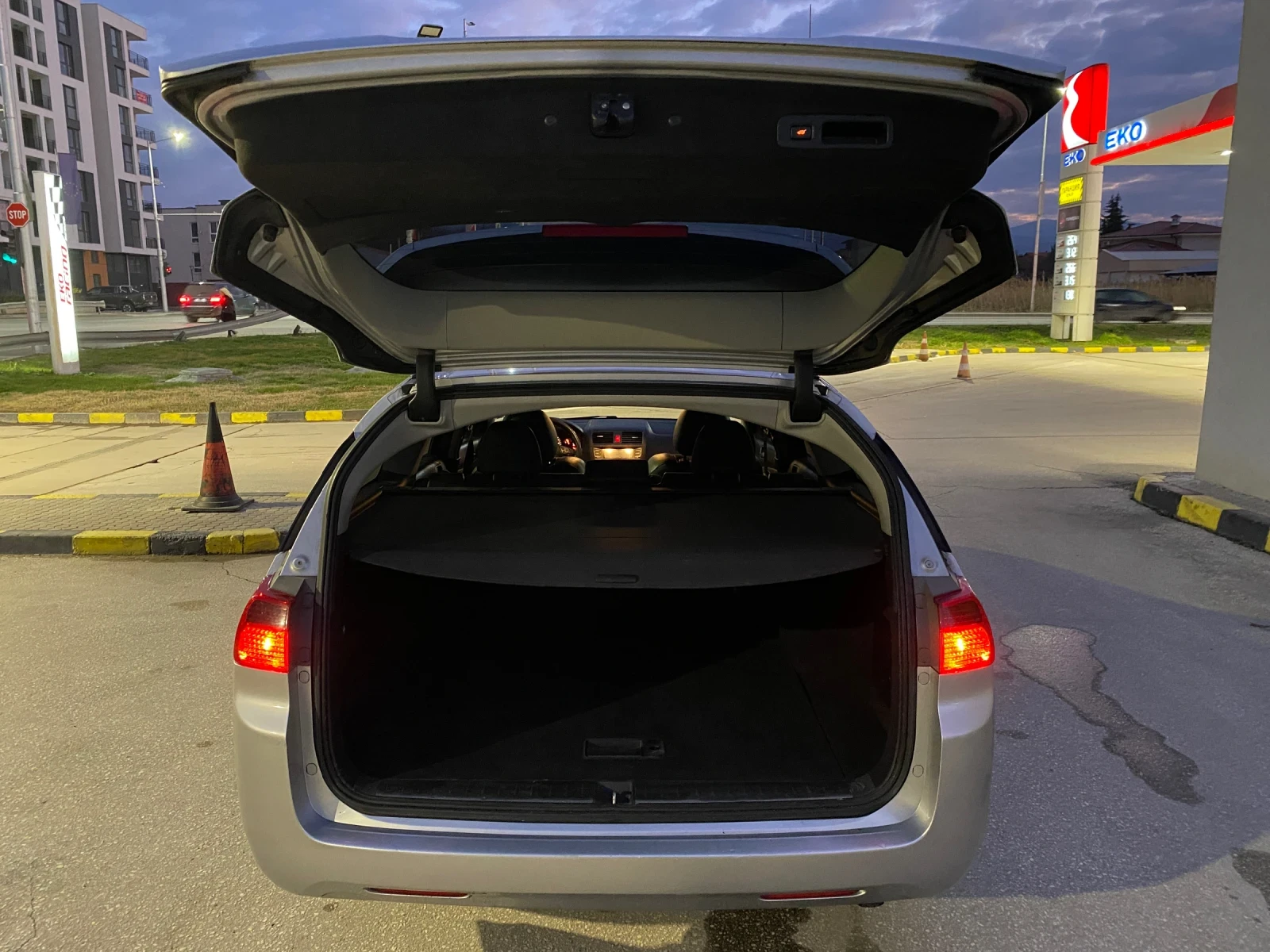 Honda Accord 2.2 i-CTDi, снимка 11 - Автомобили и джипове - 54247962