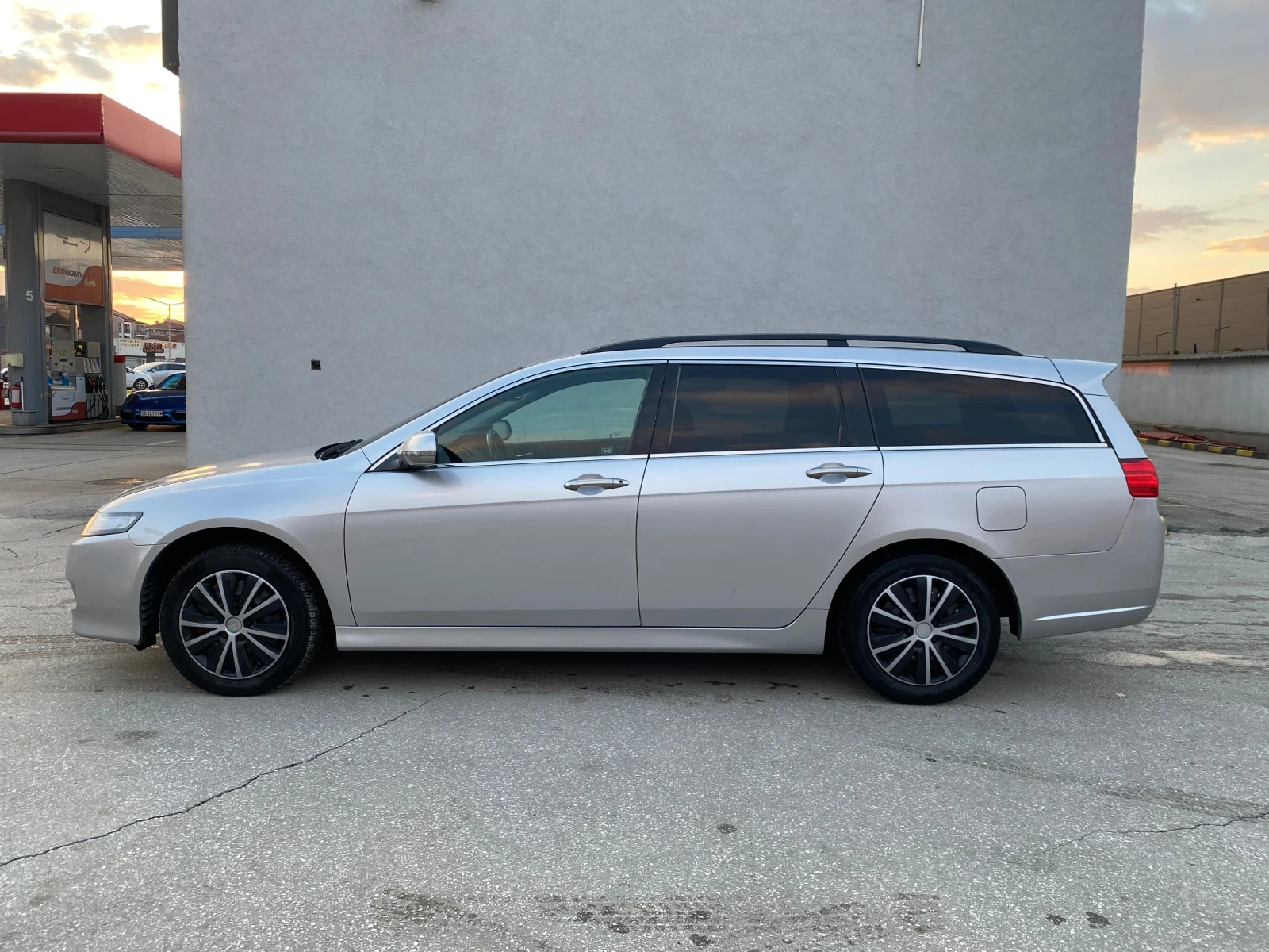 Honda Accord 2.2 i-CTDi, снимка 8 - Автомобили и джипове - 54247962