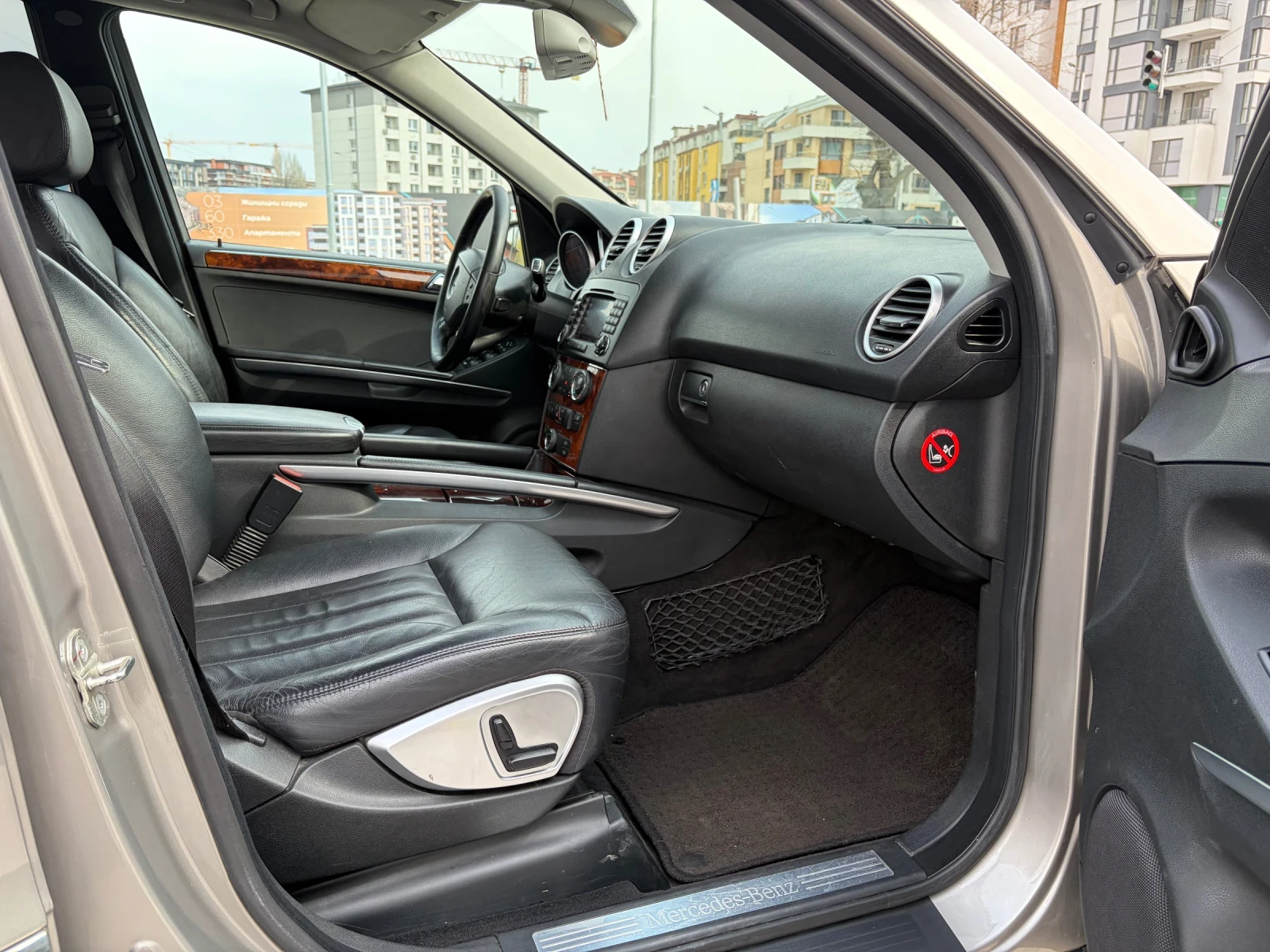 Mercedes-Benz ML 350 V6 LPG!, снимка 11 - Автомобили и джипове - 54247962