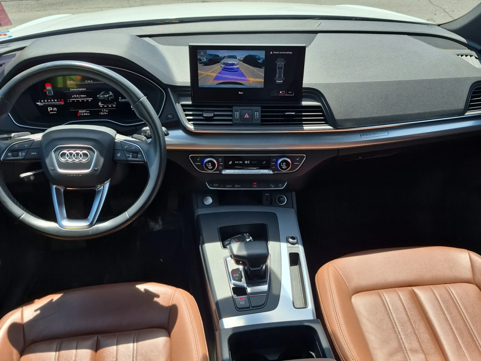 Audi Q5 Progressiv * Keyless * Blind Spot * CARFAX * , снимка 11 - Автомобили и джипове - 54756160