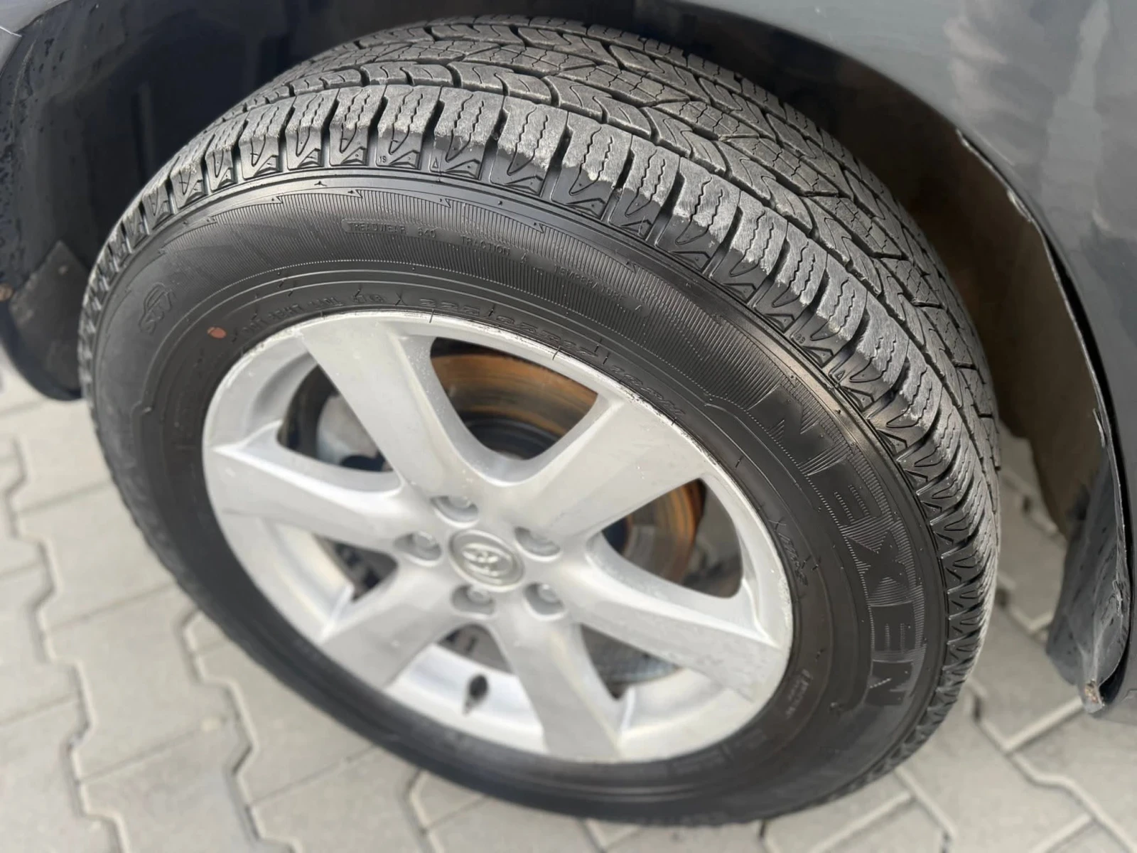 Toyota Rav4 2.2 d4d 136hp 4x4, снимка 7 - Автомобили и джипове - 56346874