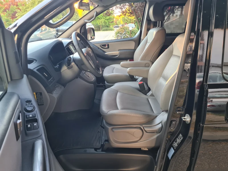 Hyundai Starex GRAND STAREX 2.5 CRDI VGT 5-SEATER, снимка 9 - Бусове и автобуси - 50801529