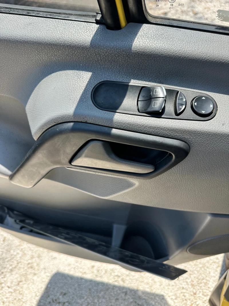 Mercedes-Benz Sprinter 316 КЛИМАТИК, ТЕМПОМАТ, НОВ ВНОС, снимка 10 - Бусове и автобуси - 52596174