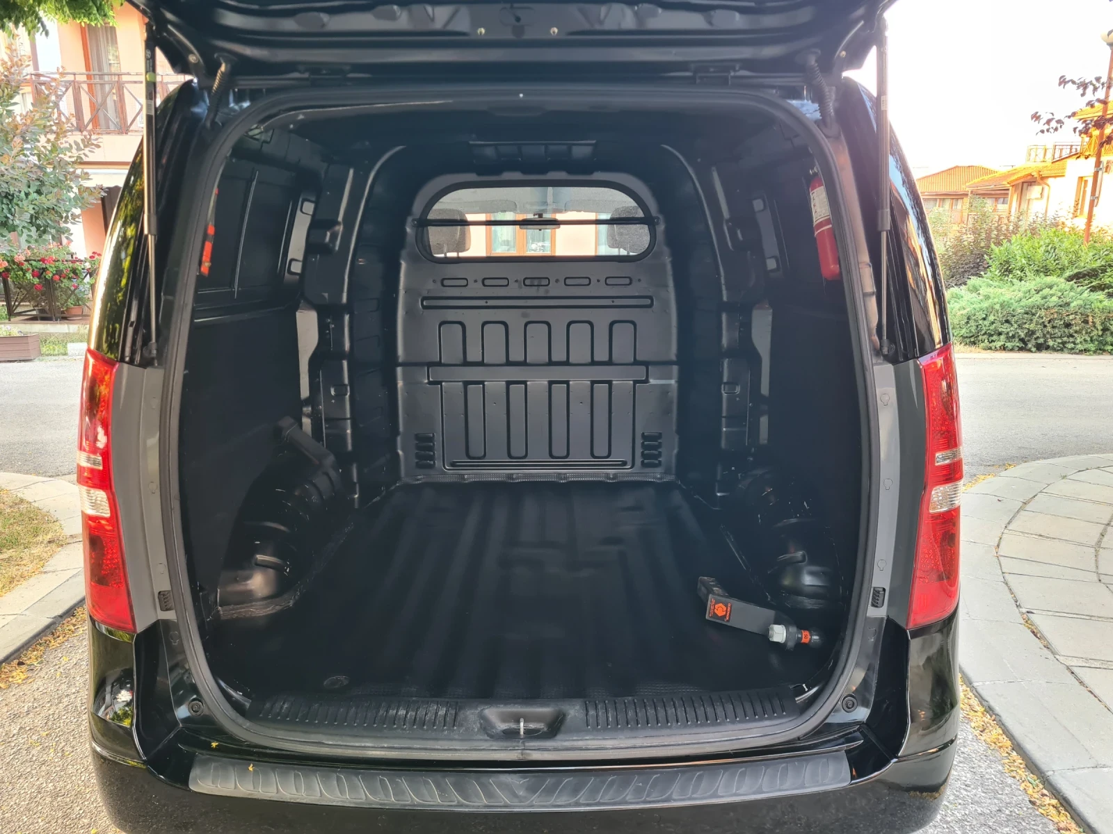 Hyundai Starex GRAND STAREX 2.5 CRDI VGT 5-SEATER | Mobile.bg   16