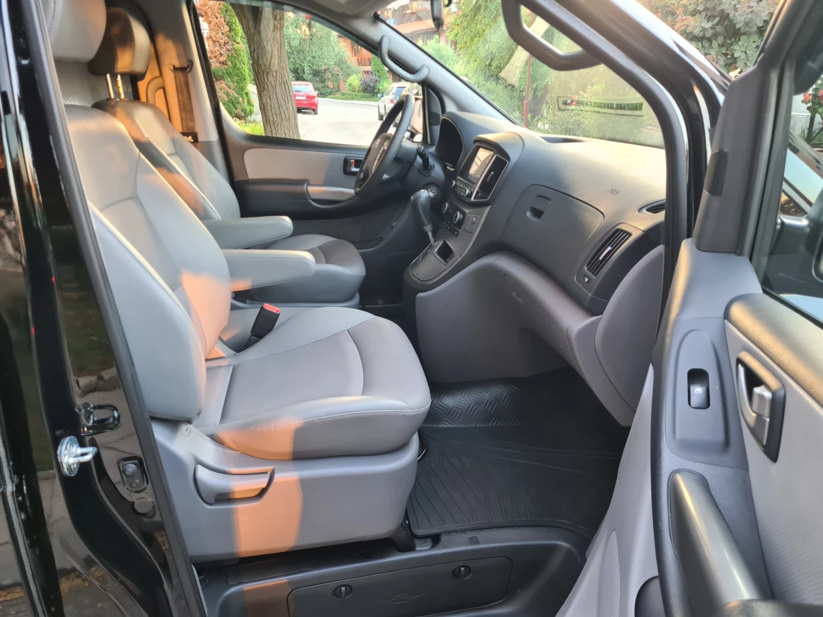 Hyundai Starex GRAND STAREX 2.5 CRDI VGT 5-SEATER | Mobile.bg   12