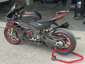     Aprilia RSV4 Factory